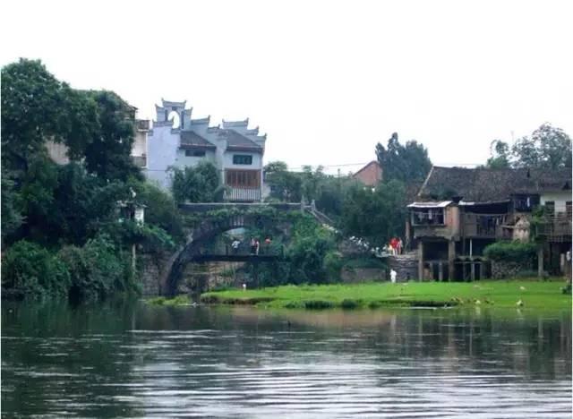 小摩:维持恒隆地产“中性”评级 目标价下调至9.5港元